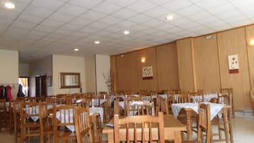 Food court