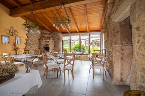 Breakfast area - Hotel Rústico Lugar Do Cotariño (Camarinas)