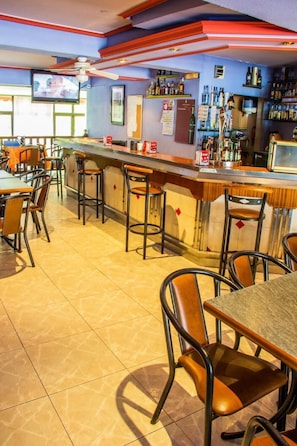 Bar (on property) - Hotel Mabú (Ourense)