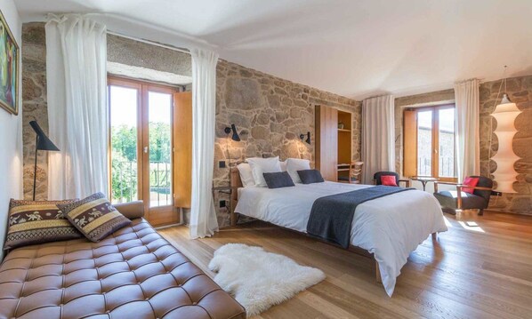 Tweepersoonskamer (Cama Extra Opcional) | Individueel gedecoreerd, individueel gemeubileerd, een bureau