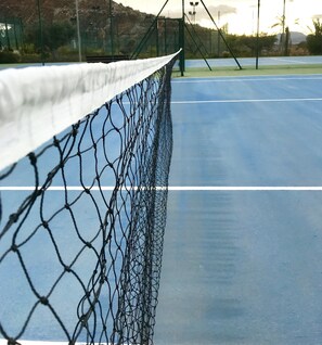 Lapangan tenis