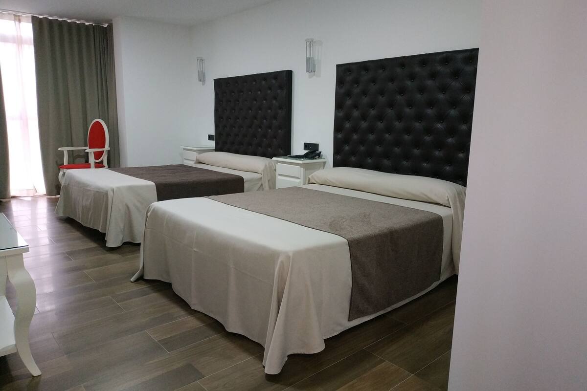 double or twin room | desk, blackout curtains, soundproofing, free wifi