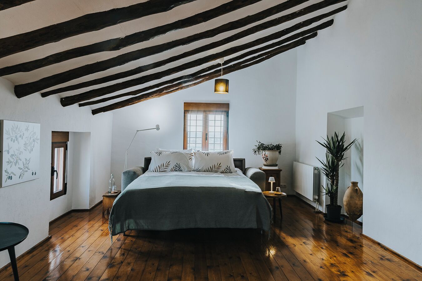 Phòng Suite Deluxe, 2 giường cỡ queen | 1 phòng ngủ, bộ đồ giường cao cấp, trang trí khác biệt 