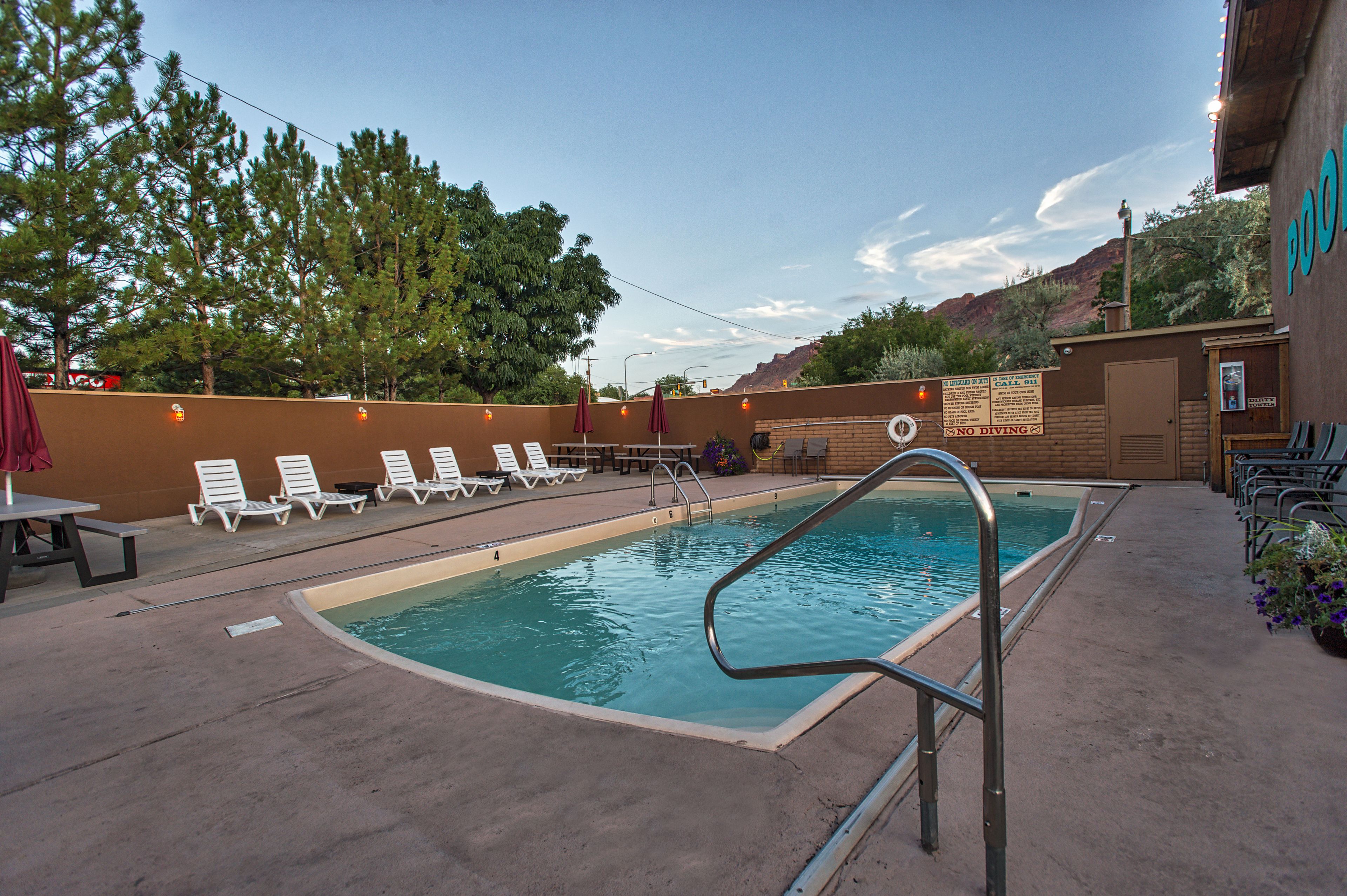 季節限定屋外プール