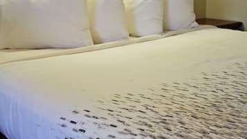 Deluxe Room, 1 King Bed
