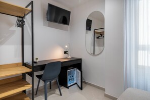 Caja de seguridad en la habitación y decoración personalizada