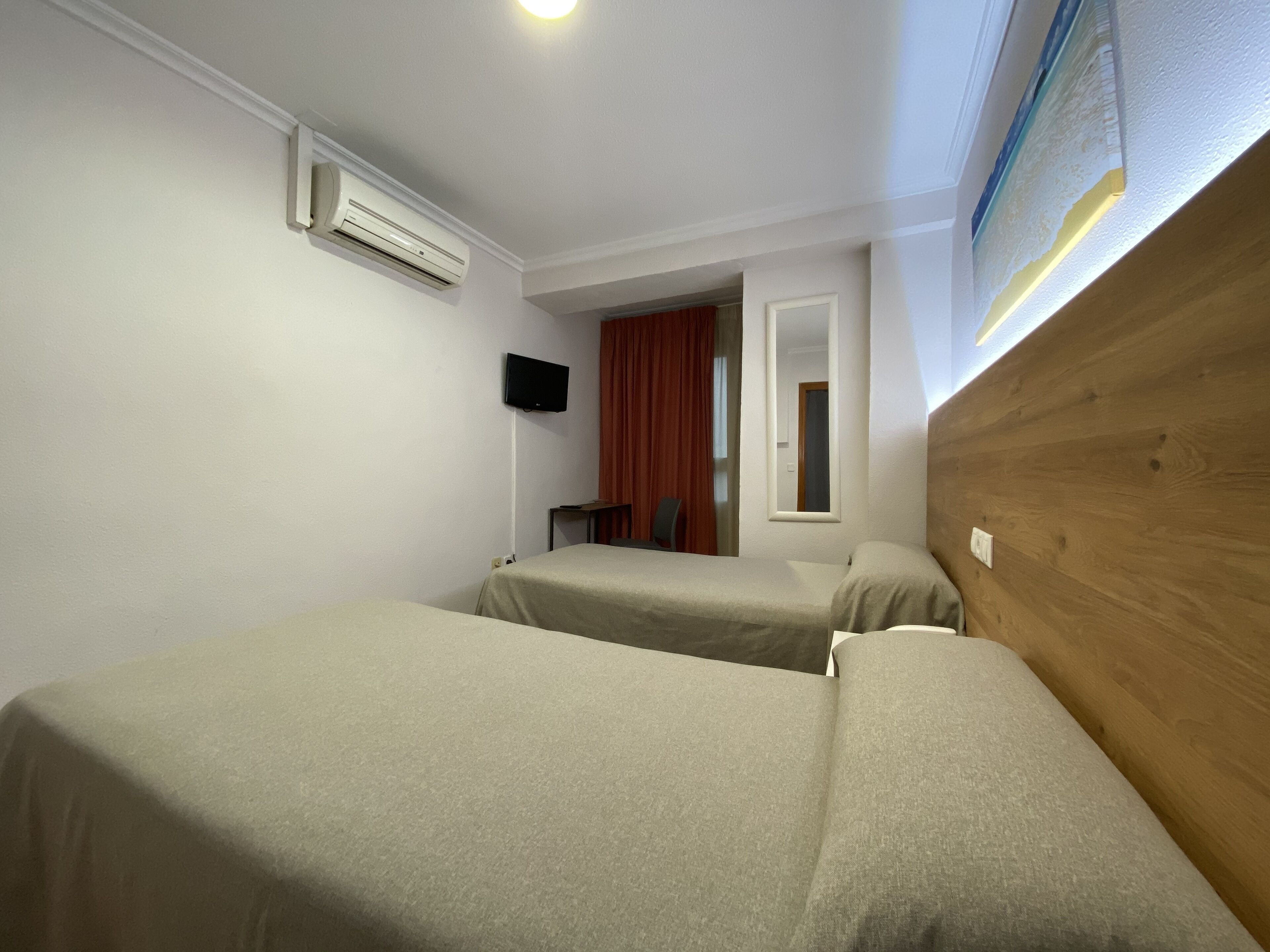 Foto - Hostal Pensimar