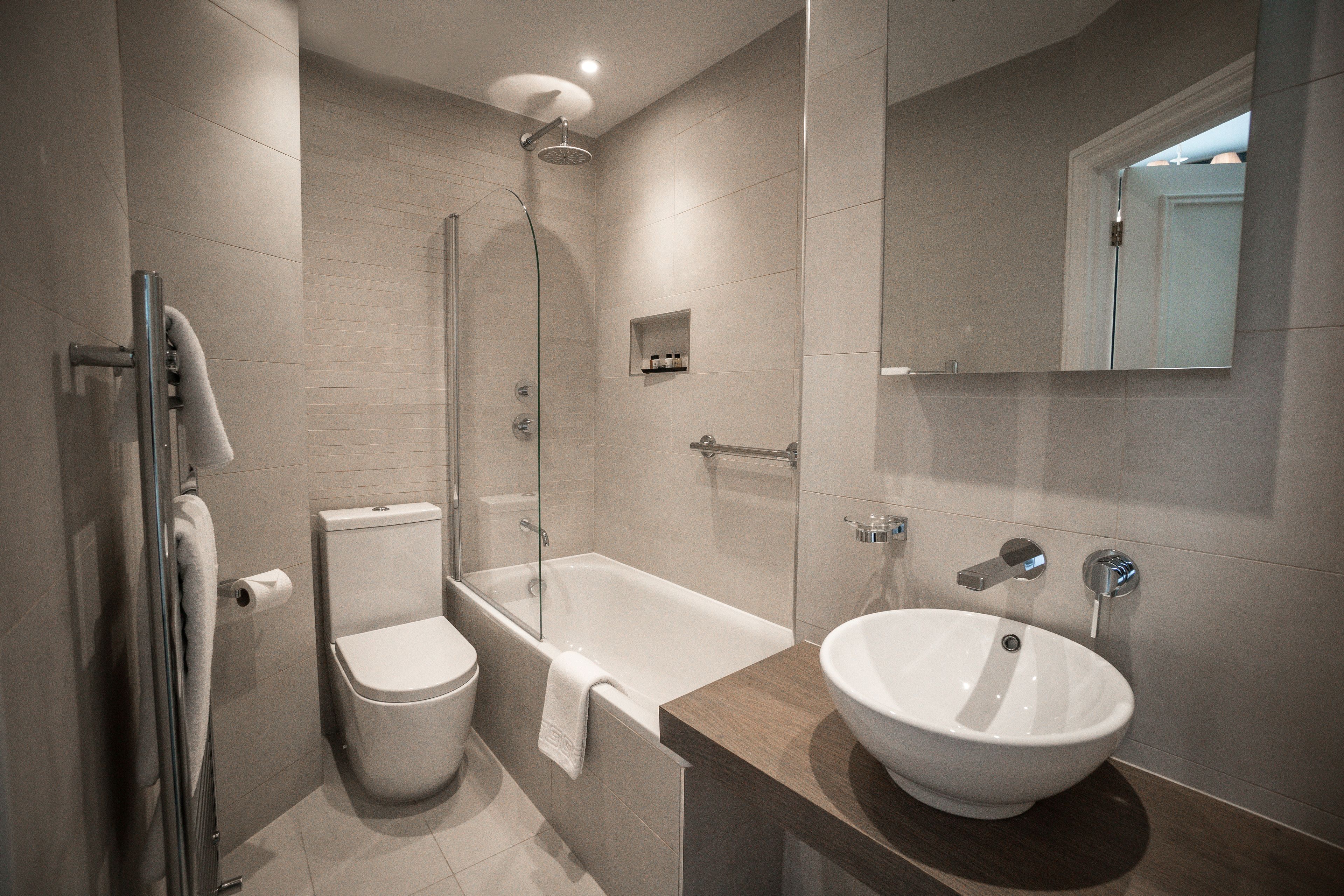 deluxe double room | bathroom | free toiletries, hair dryer, towels