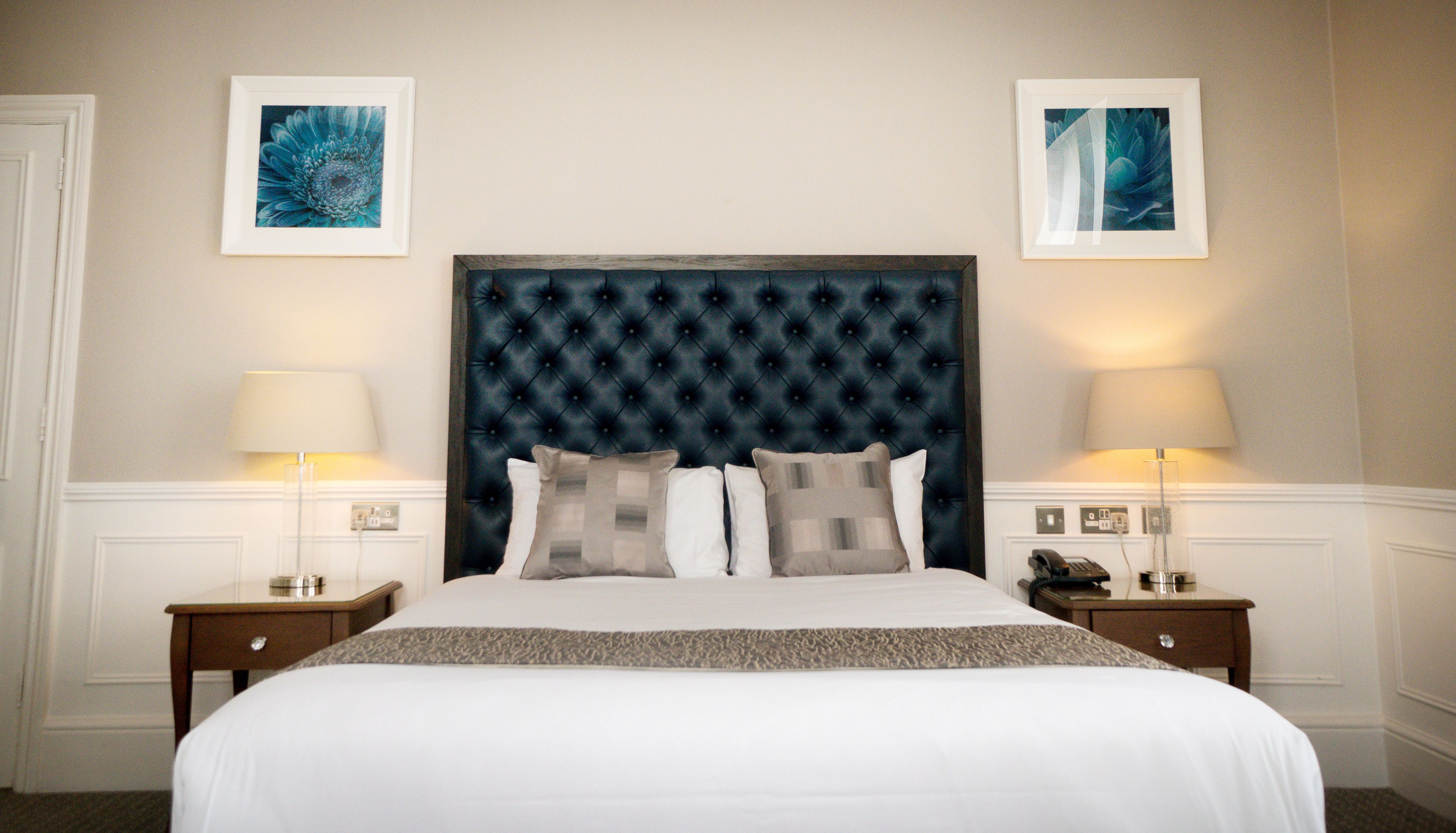 deluxe double room | desk, iron/ironing board, free wifi