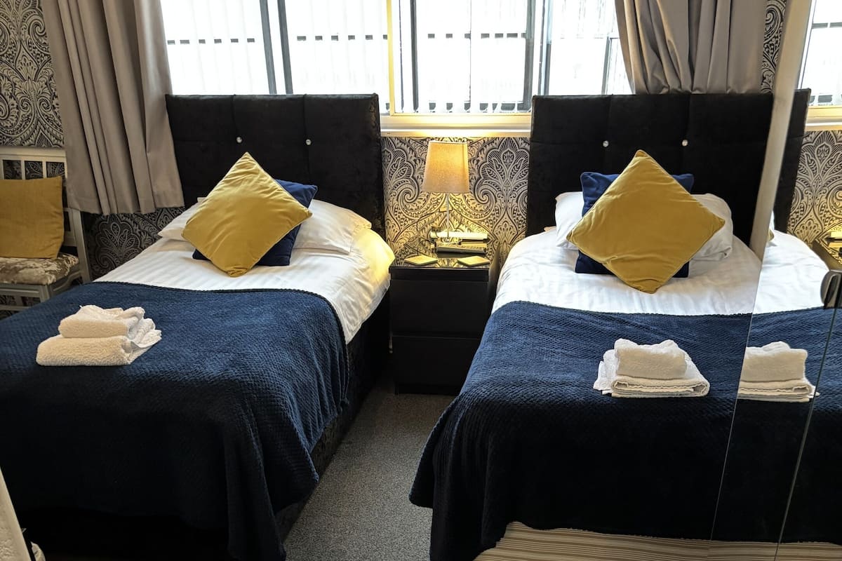 Twin Room, Ensuite
