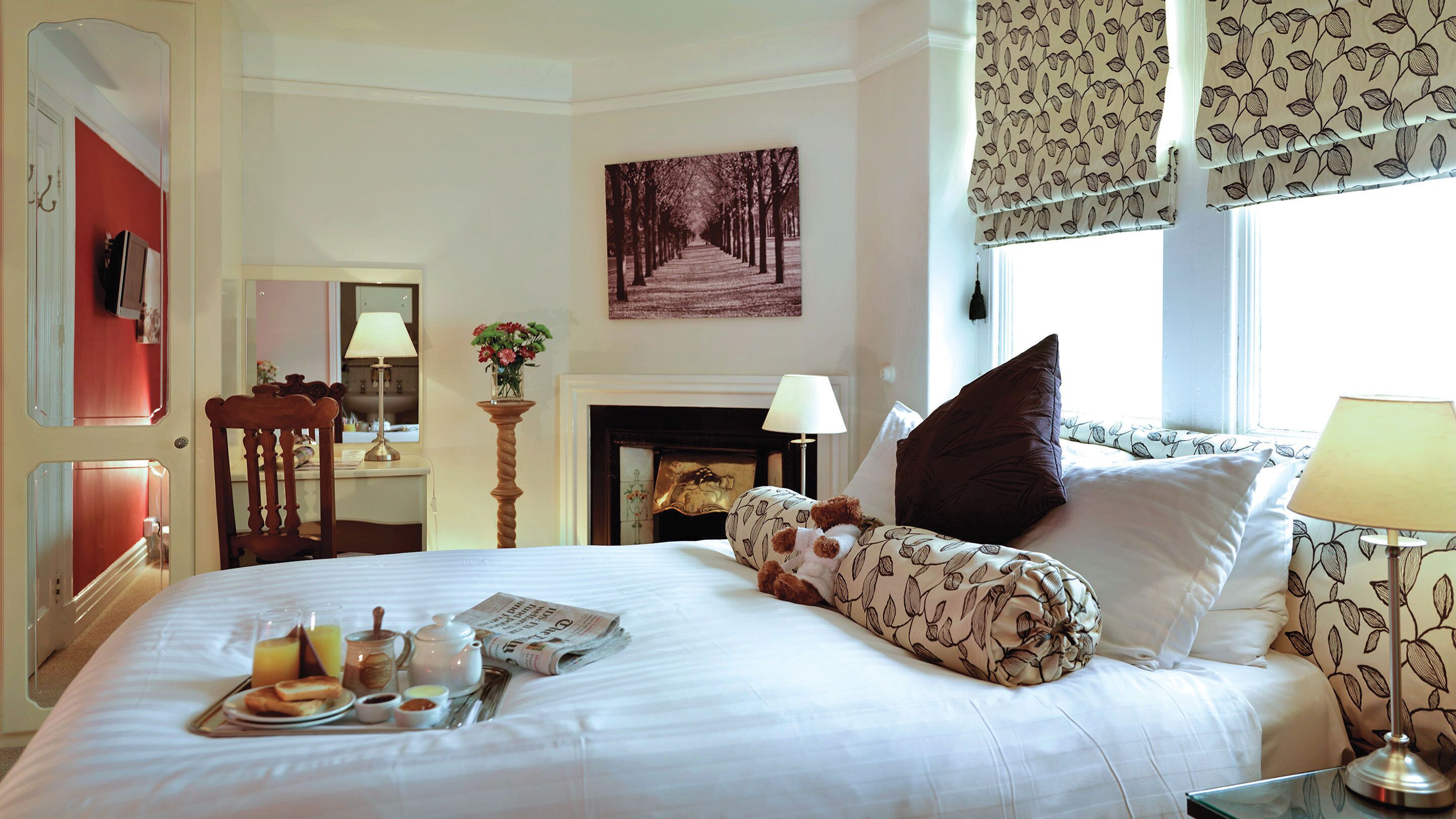 In-room safe, desk, iron/ironing board, free WiFi