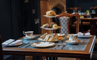 Breakfast and dinner served, British cuisine