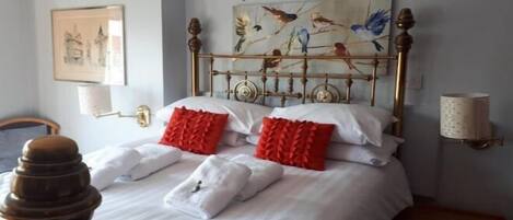 Décoration personnalisée, bureau, fer et planche à repasser