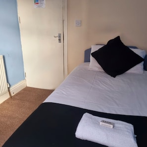 Kamar Single, ensuite