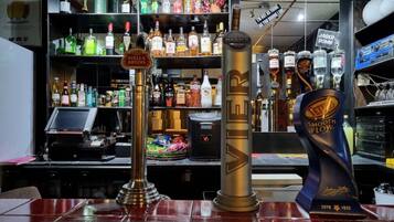 Bar (in der Unterkunft)