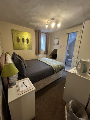 Habitación doble, baño en la habitación (small) | 1 habitación