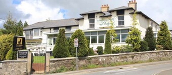 Westberry Hotel
