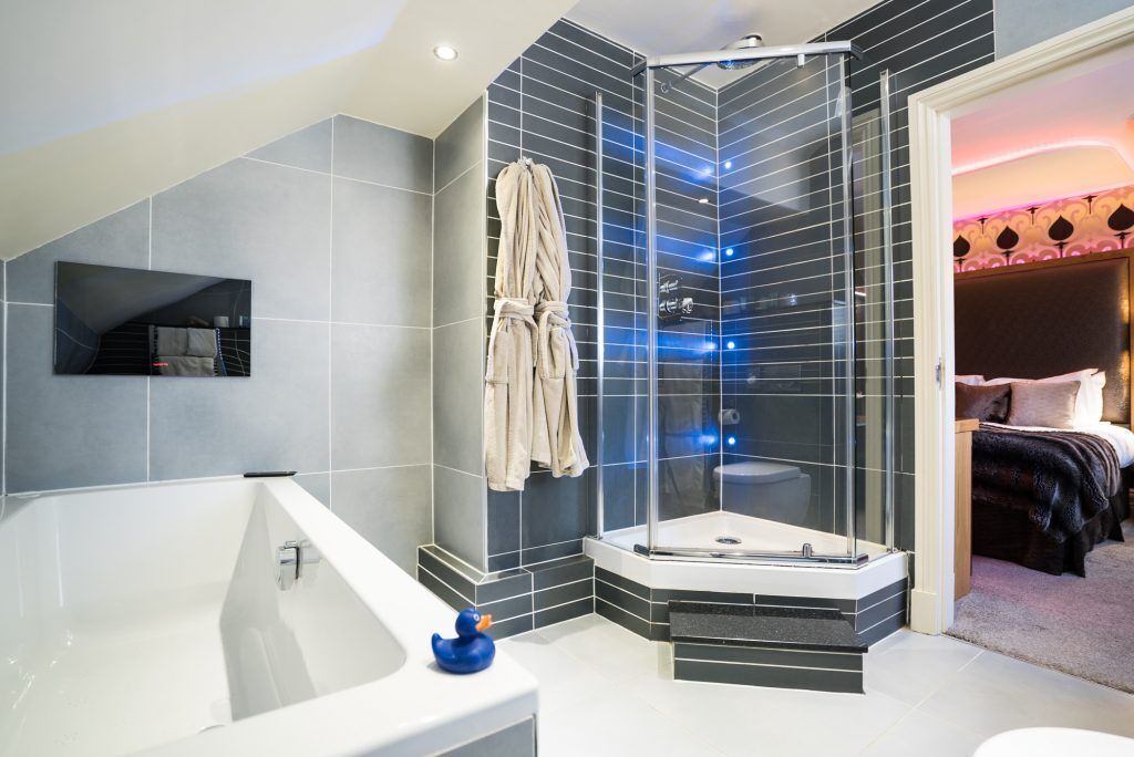 Luxury Double Room, 1 King Bed | Bathroom | Designer toiletries, hair dryer, towels, soap