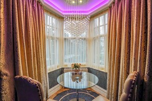 Passion Suite | Premium bedding, individually decorated, individually furnished, desk