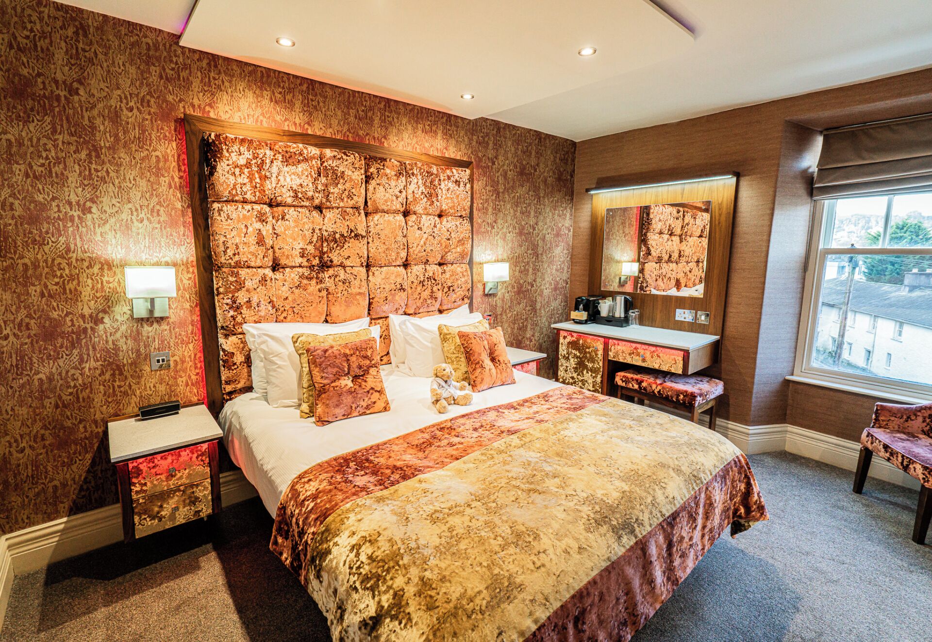 Luxe kamer | Luxe beddengoed, individueel gedecoreerd, individueel gemeubileerd