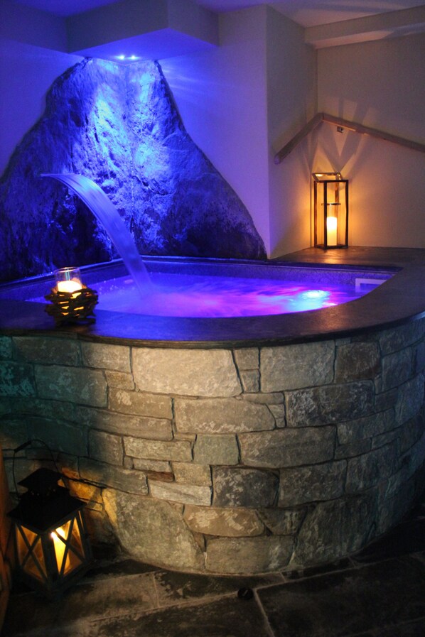 Jetted bathtub - Petit Tournalin (Ayas)