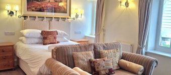 The Abbey Hotel and Apartments