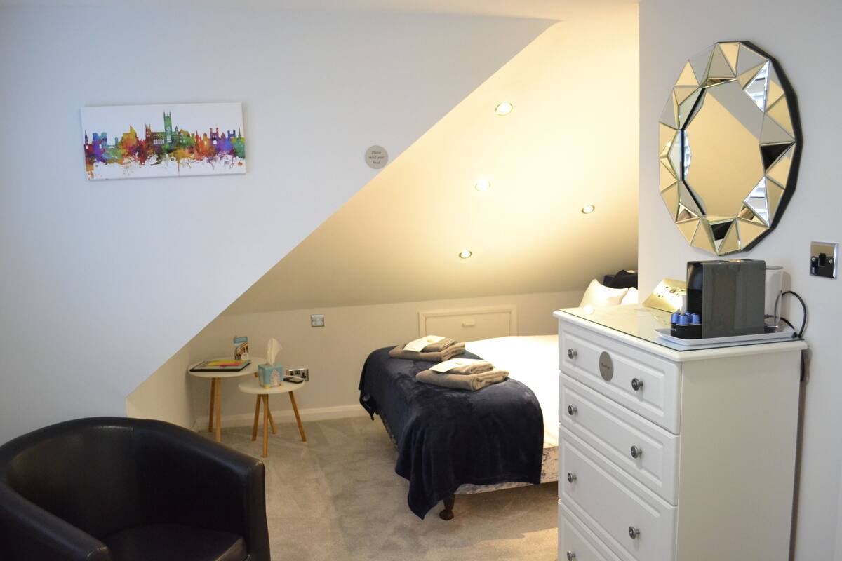 Deluxe Double Room, 1 Double Bed (low ceilings)