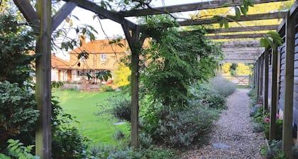 Iffin Farmhouse Accommodation