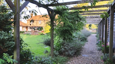 Iffin Farmhouse Accommodation