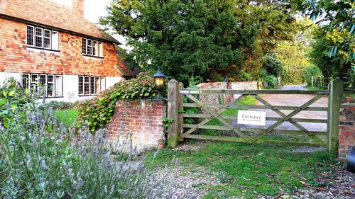 Iffin Farmhouse Accommodation