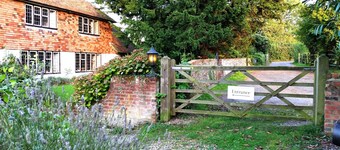 Iffin Farmhouse Accommodation