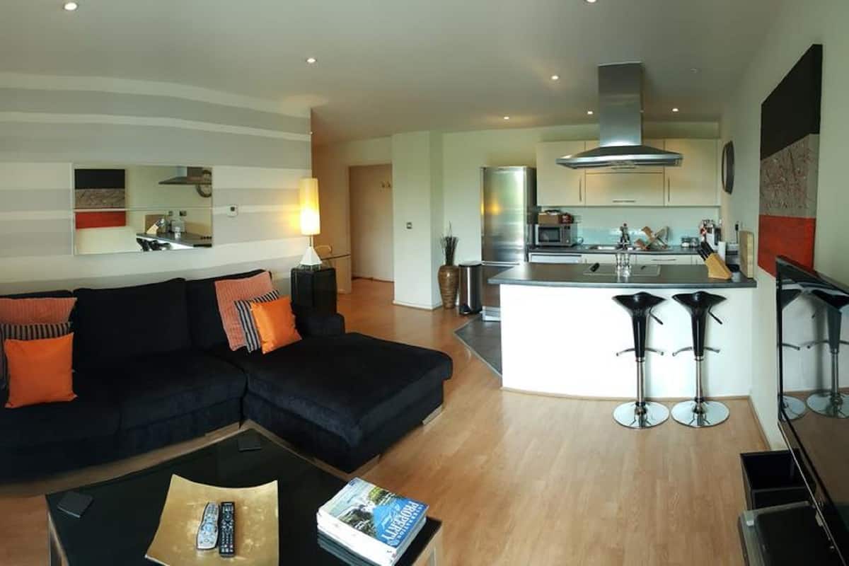 1 habitación, tabla de planchar con plancha, camas extra y wifi gratis