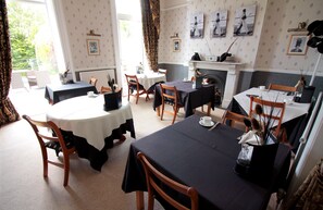 Daily English breakfast (GBP 10.00 per person)
