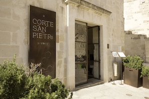 Lobby - Corte San Pietro (Matera)