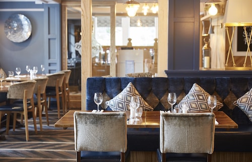 The Hartwood Hall Hotel by Greene King Inns