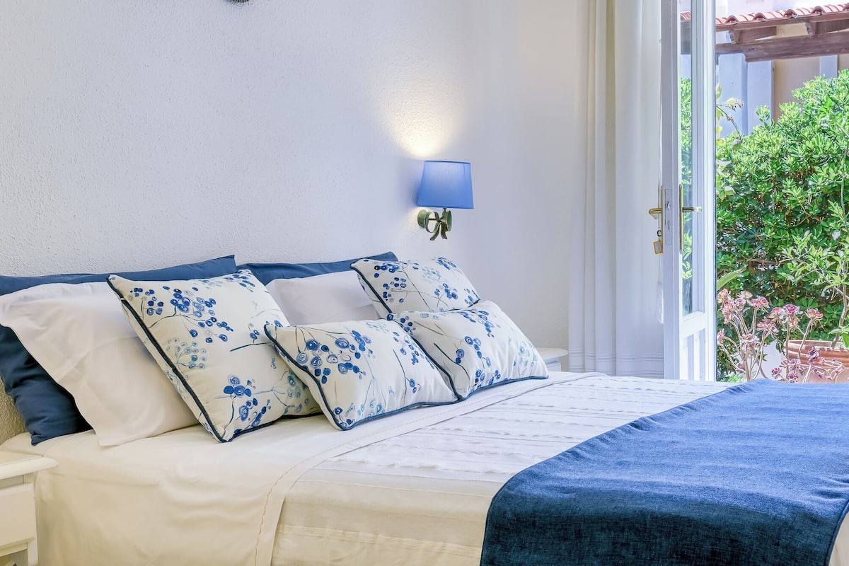 Traditionele kamer | Een kluis op de kamer, een bureau, gratis wifi, beddengoed