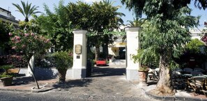 Entrée de l’hébergement