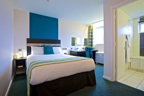 In-room safe, desk, laptop workspace, iron/ironing board