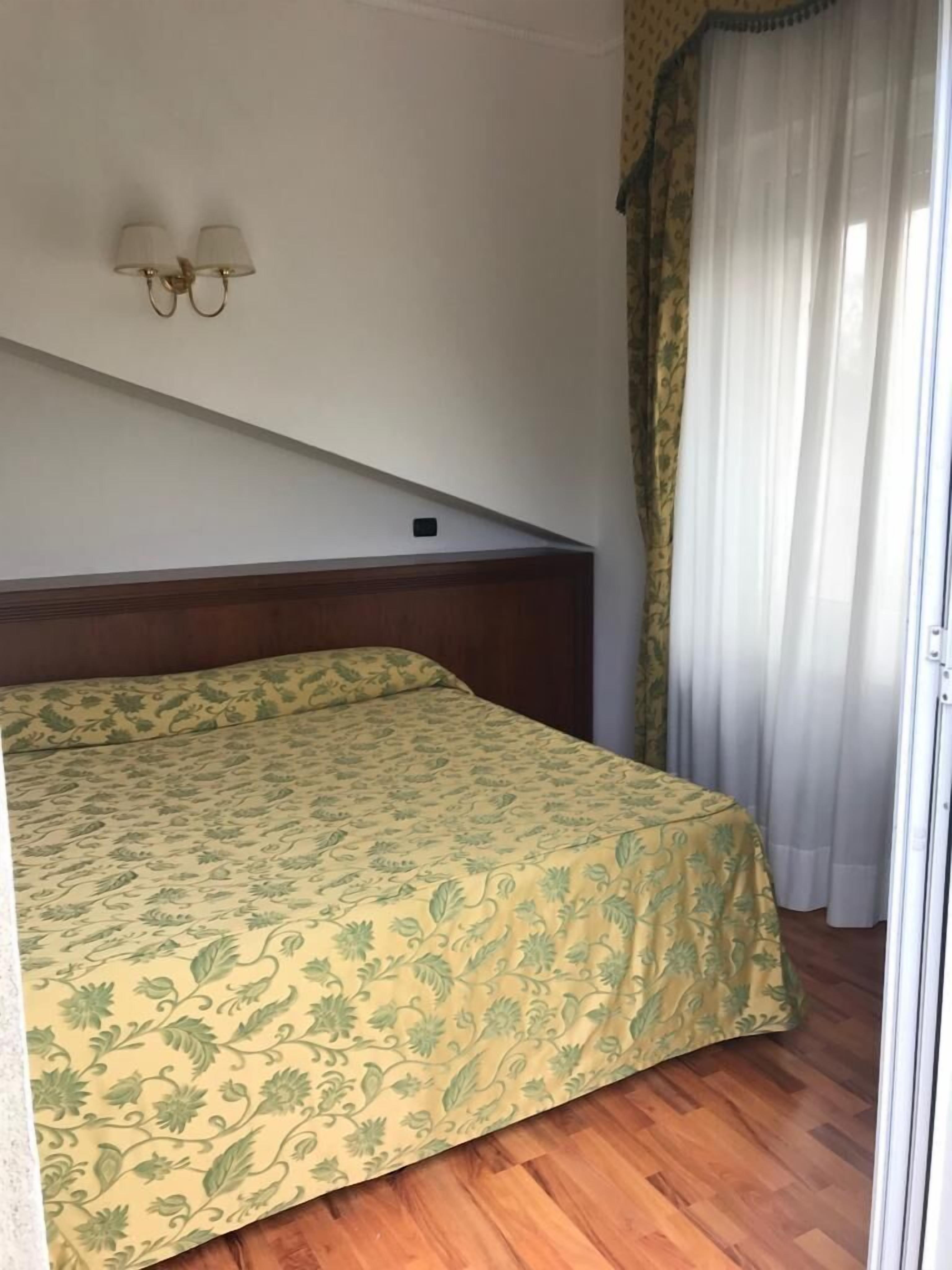Zweibettzimmer