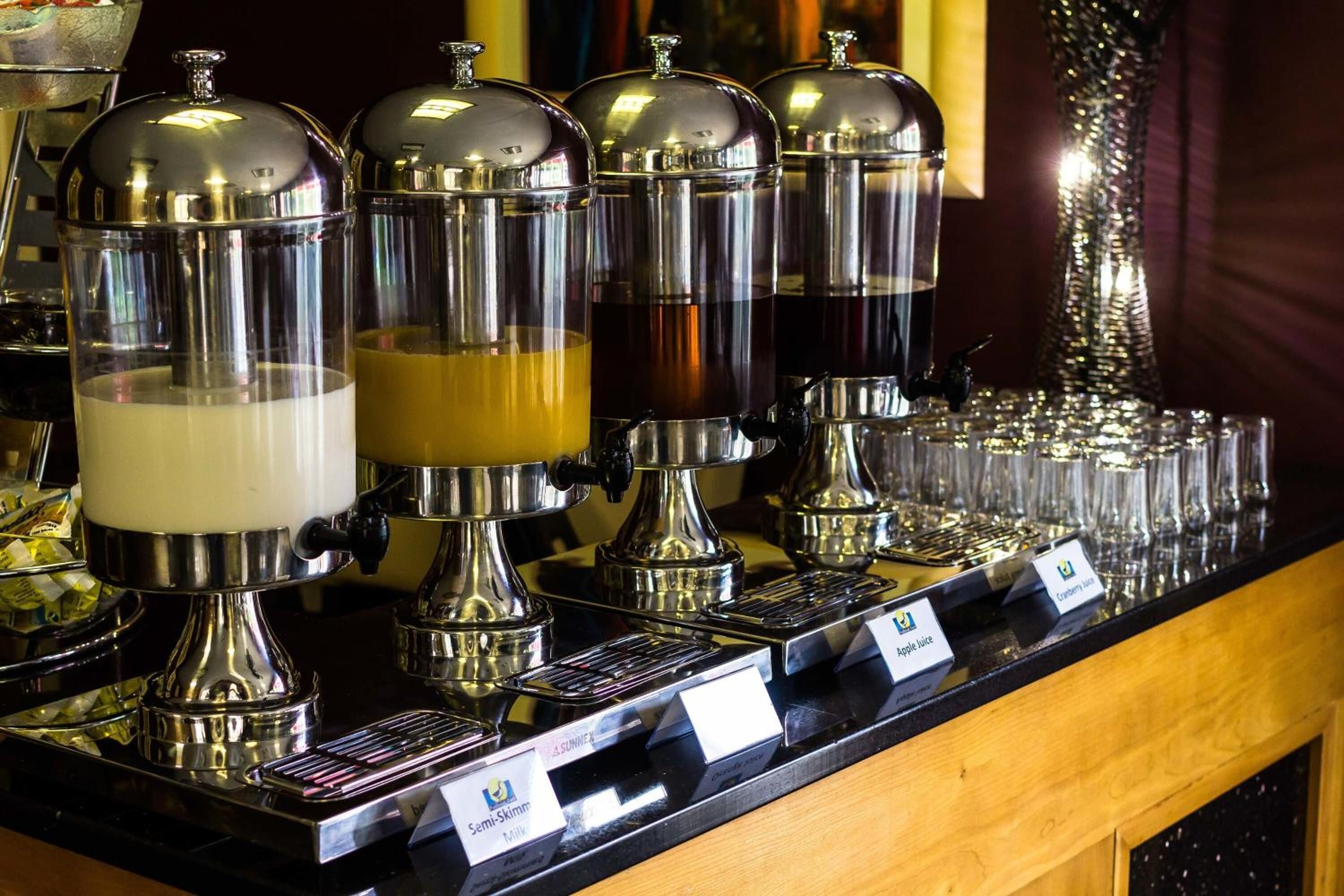 breakfast, lunch, dinner served; local cuisine