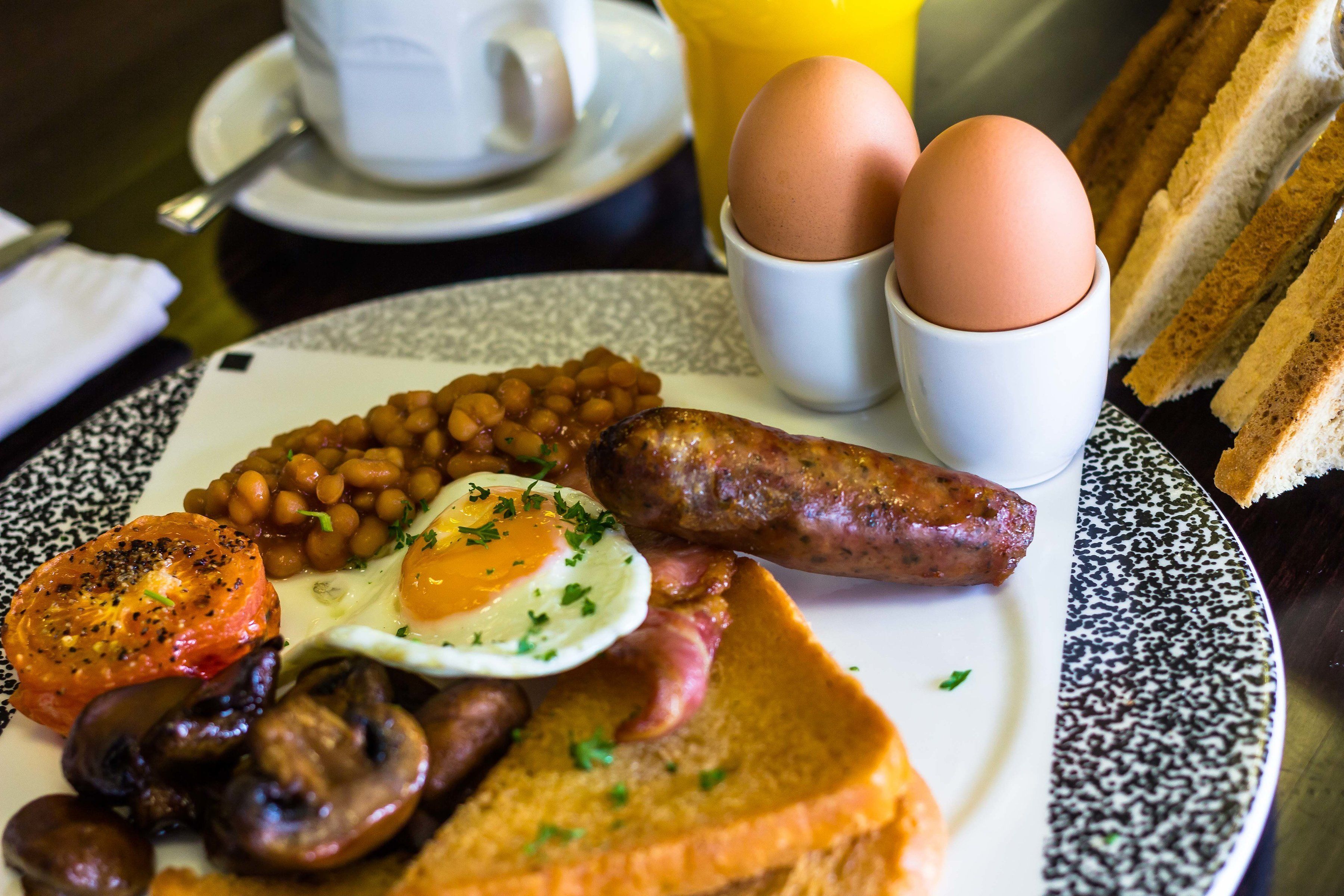 daily full breakfast (gbp 14.00 per person)