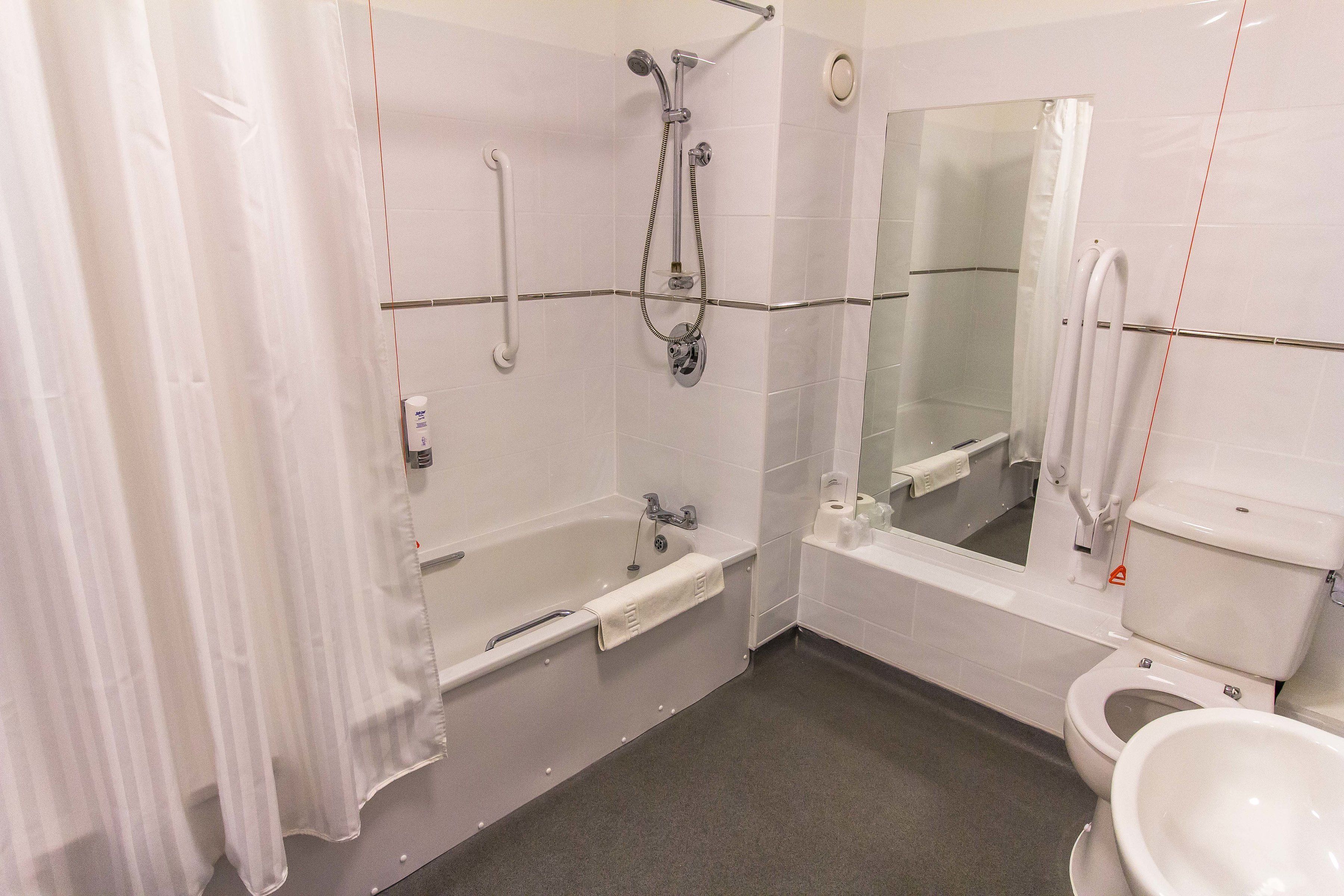 twin room, 2 single beds | bathroom | free toiletries, hair dryer, towels
