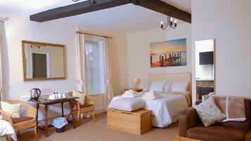 Family Double Room (Double Spacious Room / Family)