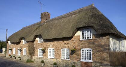 Yalbury Cottage