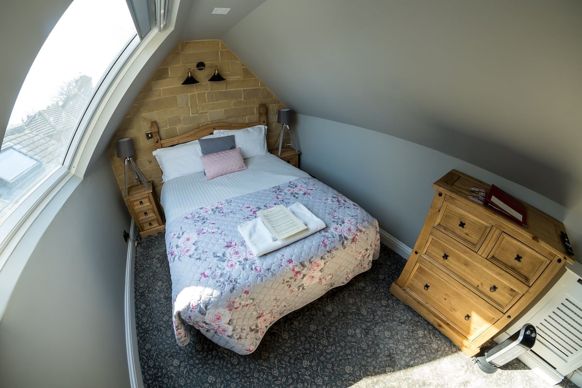 Deluxe tweepersoonskamer, 1 tweepersoonsbed | 1 slaapkamer, luxe beddengoed, bedden met traagschuimmatras
