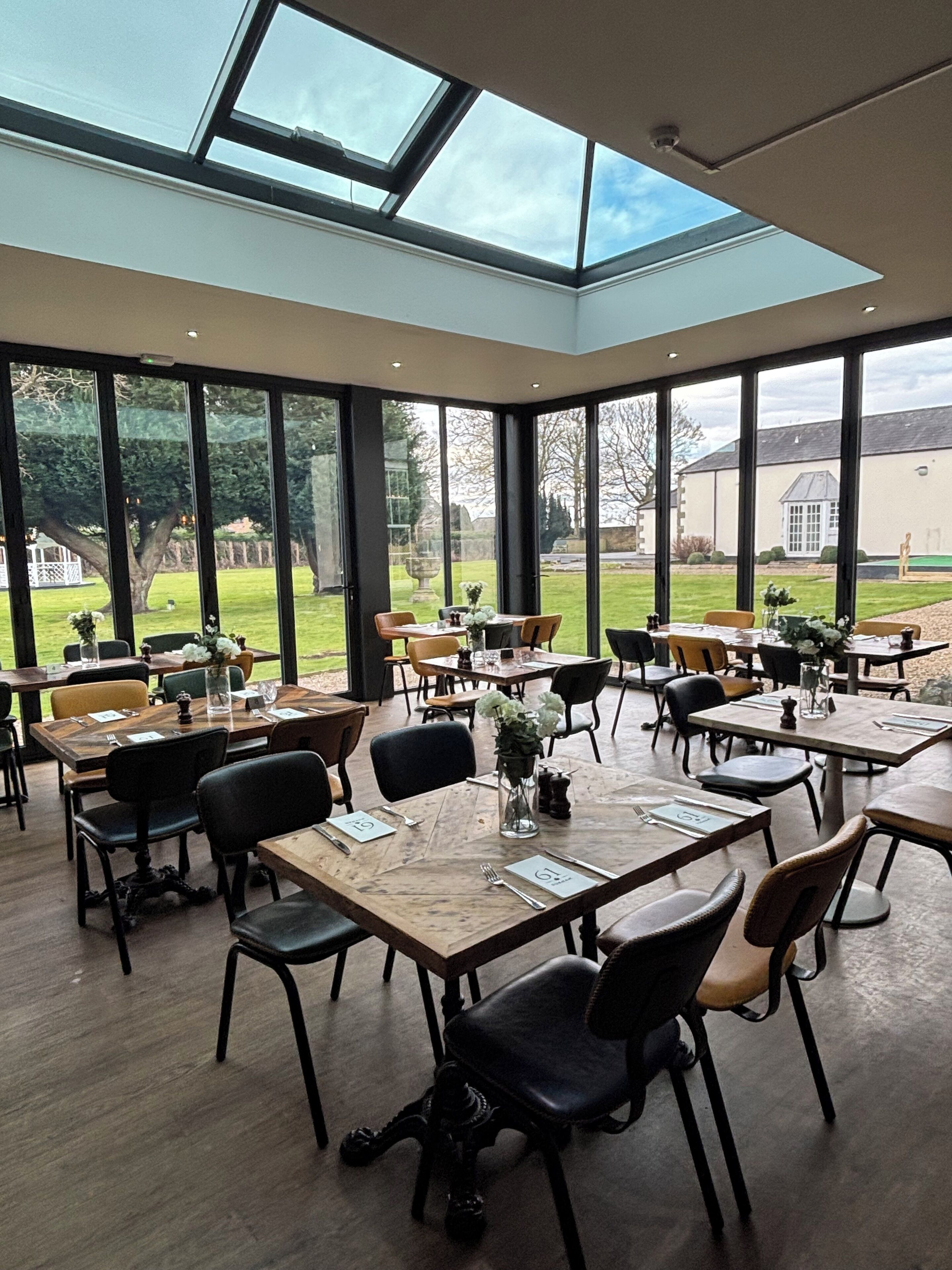 Serveert lunch en diner