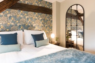 1 phòng ngủ, trang trí khác biệt 