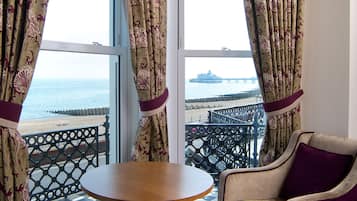 Junior Suite, 1 King Bed, Sea View