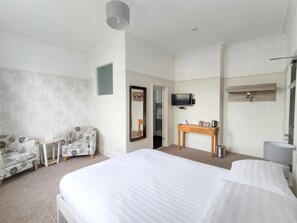 Double Room (Large Double room) | Iron/ironing board, cribs/infant beds, free WiFi, bed sheets