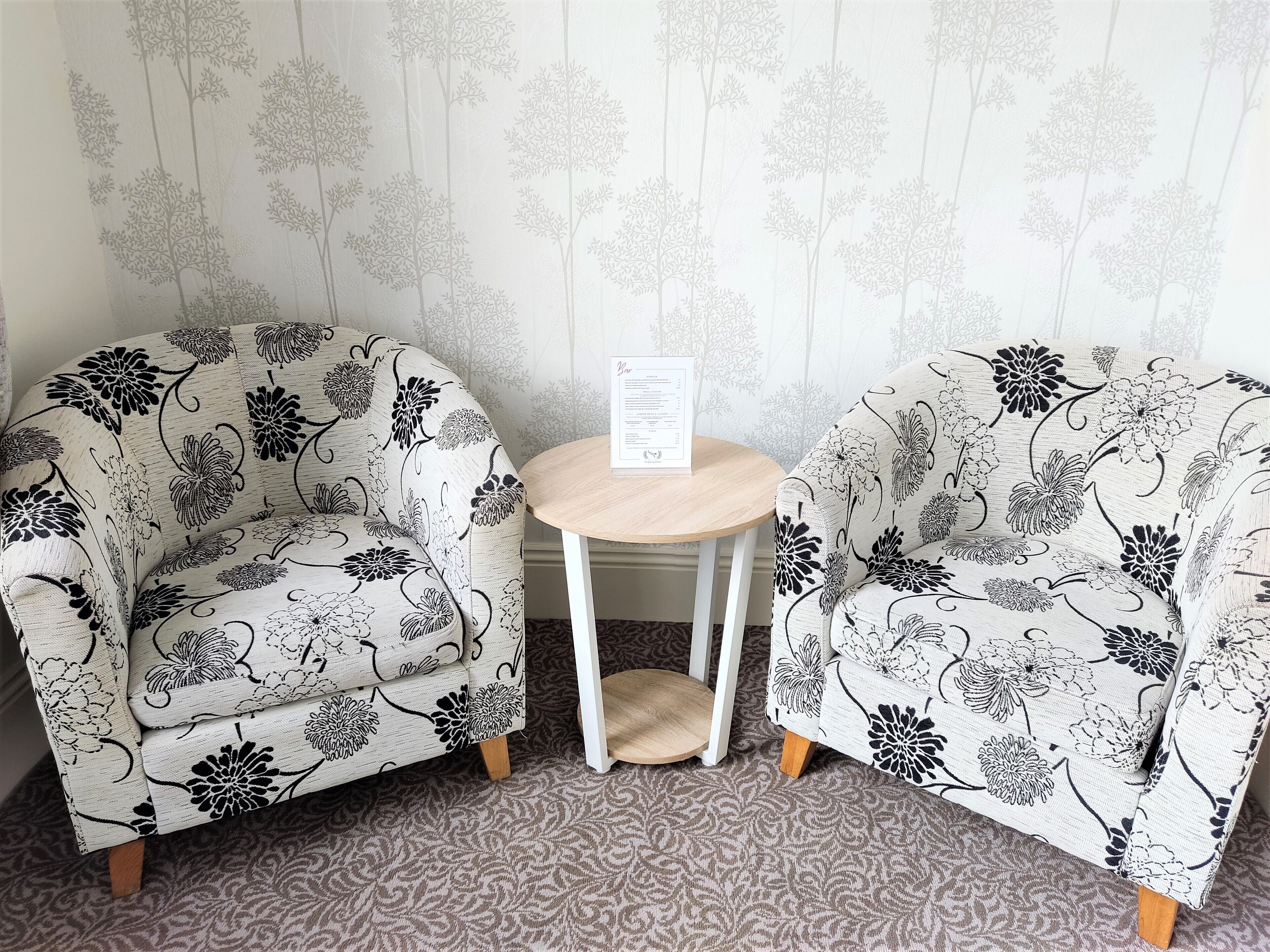 large double room | iron/ironing board, cots/infant beds, rollaway beds, free wifi